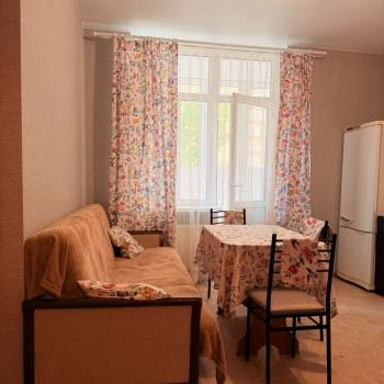 Сдается 1-комнатная квартира, 40 м²