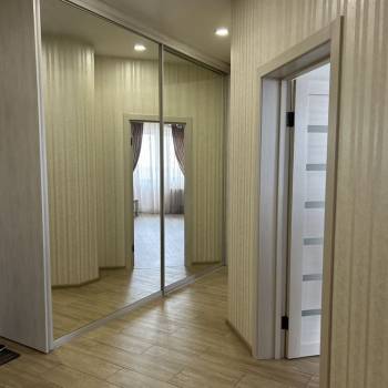 Сдается 2-х комнатная квартира, 70 м²