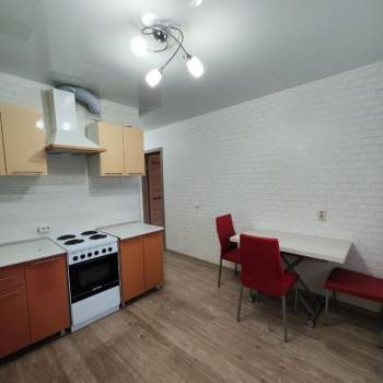 Продается 1-комнатная квартира, 37,4 м²