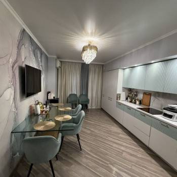 Продается Многокомнатная квартира, 153,4 м²