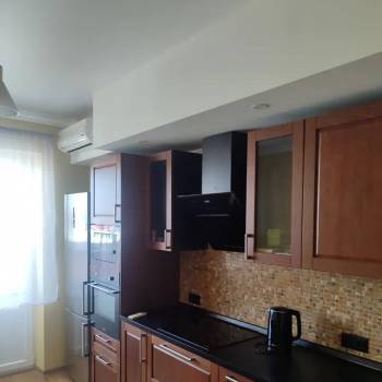 Сдается 2-х комнатная квартира, 74 м²
