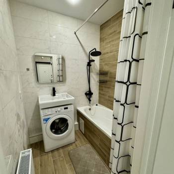 Сдается 1-комнатная квартира, 42 м²