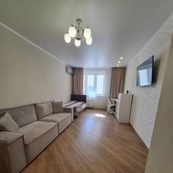 Сдается 1-комнатная квартира, 41,8 м²