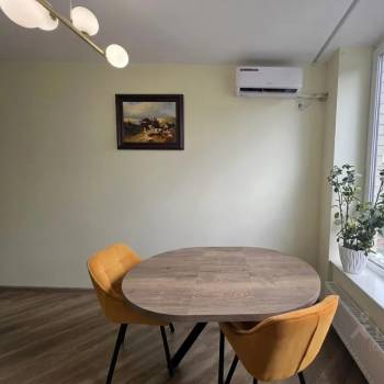 Продается 1-комнатная квартира, 38 м²