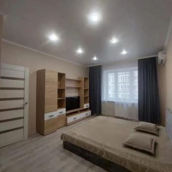 Сдается 1-комнатная квартира, 42 м²