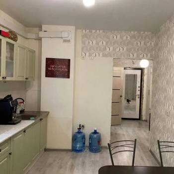 Сдается 1-комнатная квартира, 42 м²
