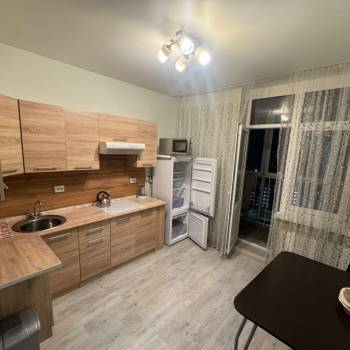 Сдается 1-комнатная квартира, 37,6 м²