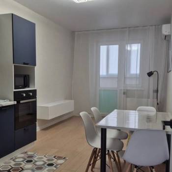 Сдается 1-комнатная квартира, 33,9 м²