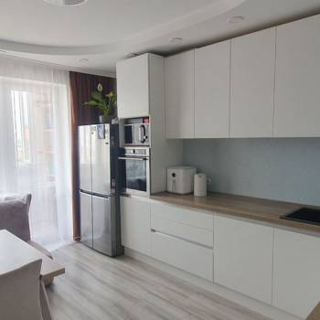 Продается 1-комнатная квартира, 40,6 м²