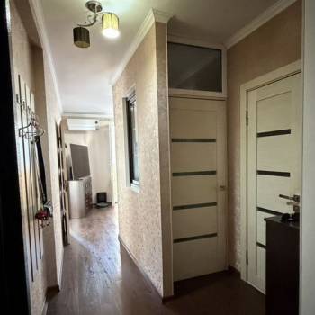 Продается 1-комнатная квартира, 33 м²