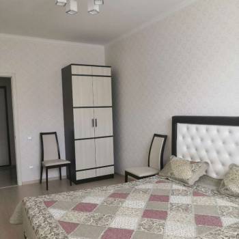 Продается 1-комнатная квартира, 41 м²