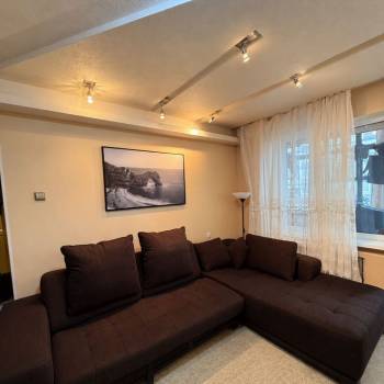 Продается 1-комнатная квартира, 33 м²