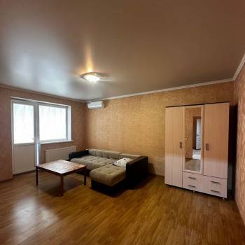 Сдается 1-комнатная квартира, 52 м²