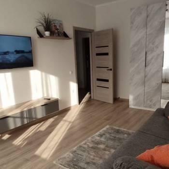 Сдается 1-комнатная квартира, 37 м²