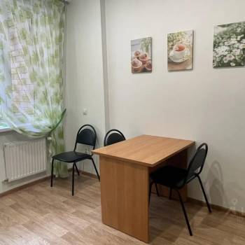 Сдается 1-комнатная квартира, 44 м²