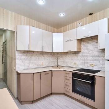 Продается 1-комнатная квартира, 33 м²