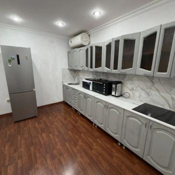 Сдается 1-комнатная квартира, 58 м²