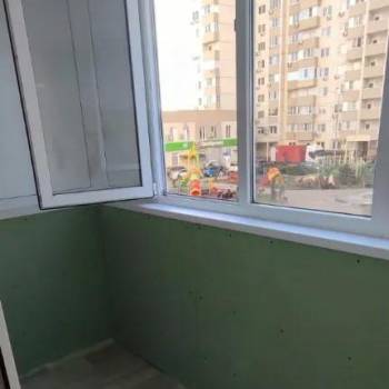 Сдается 1-комнатная квартира, 42 м²