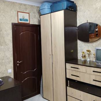 Продается 1-комнатная квартира, 32 м²