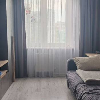 Продается 1-комнатная квартира, 39 м²