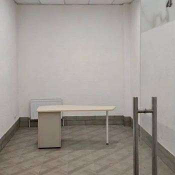Сдается Нежилое помещение, 16 м²