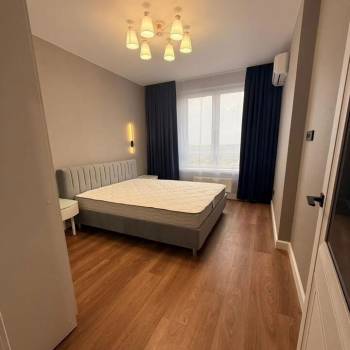 Сдается 1-комнатная квартира, 42 м²