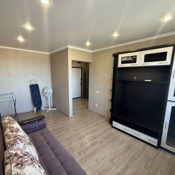 Продается 1-комнатная квартира, 32,9 м²