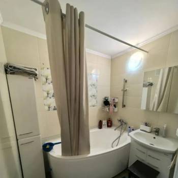 Продается 2-х комнатная квартира, 56,5 м²