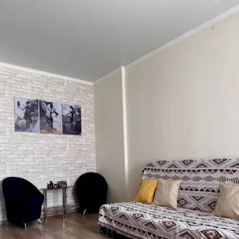Сдается 1-комнатная квартира, 50 м²
