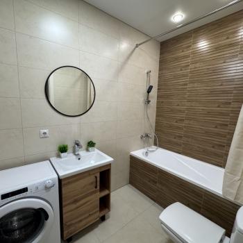Сдается 1-комнатная квартира, 42 м²