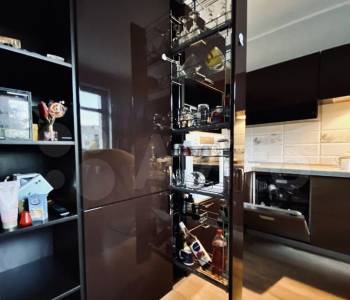 Продается 1-комнатная квартира, 43 м²