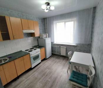 Сдается 1-комнатная квартира, 42 м²