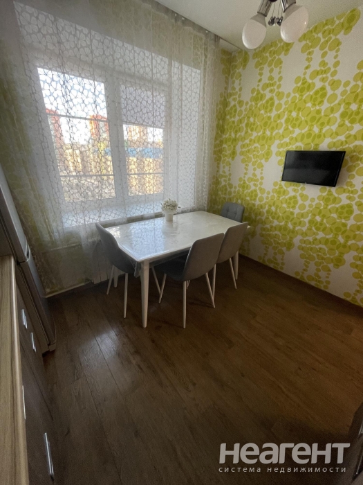 Продается 3-х комнатная квартира, 80 м²