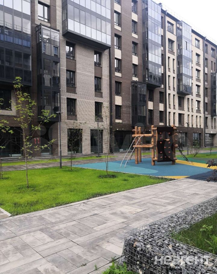 Продается 2-х комнатная квартира, 63 м²