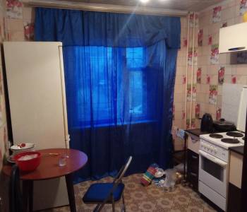 Продается Многокомнатная квартира, 82 м²