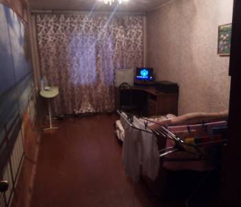 Продается Многокомнатная квартира, 82 м²