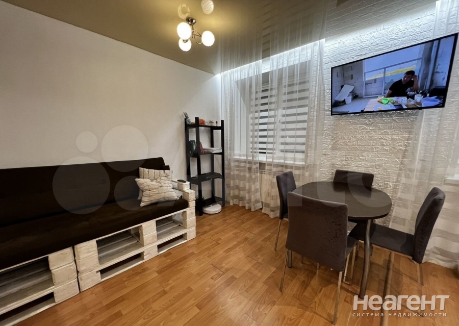 Продается 2-х комнатная квартира, 43 м²