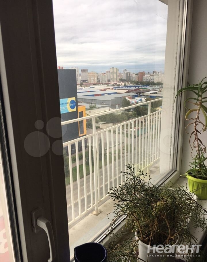 Продается Многокомнатная квартира, 105 м²