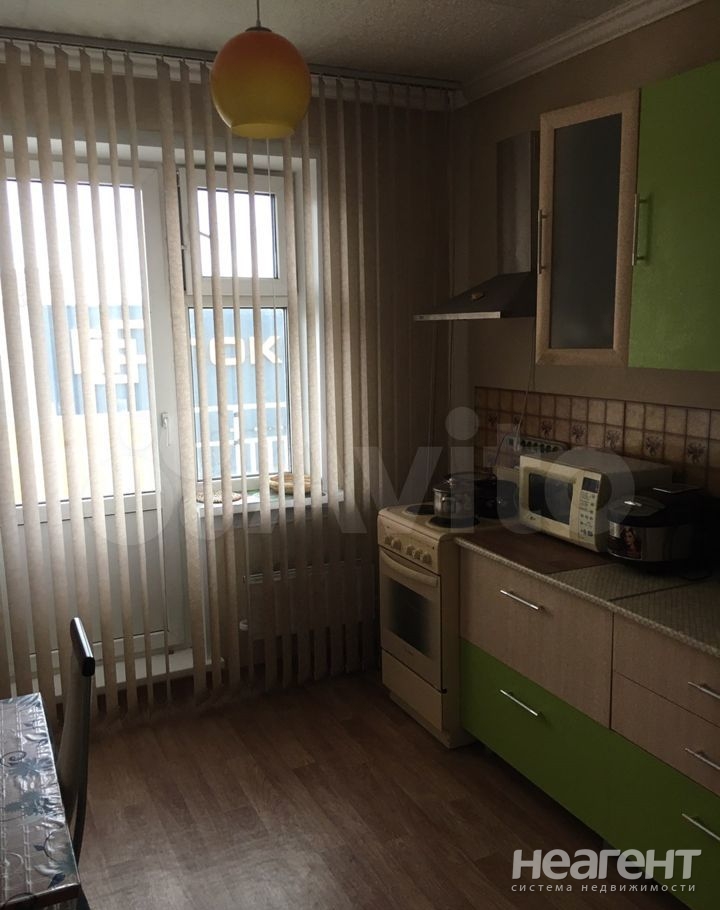 Продается Многокомнатная квартира, 105 м²