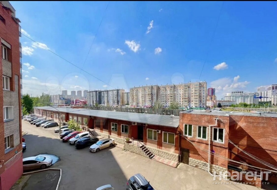 Продается 3-х комнатная квартира, 90 м²