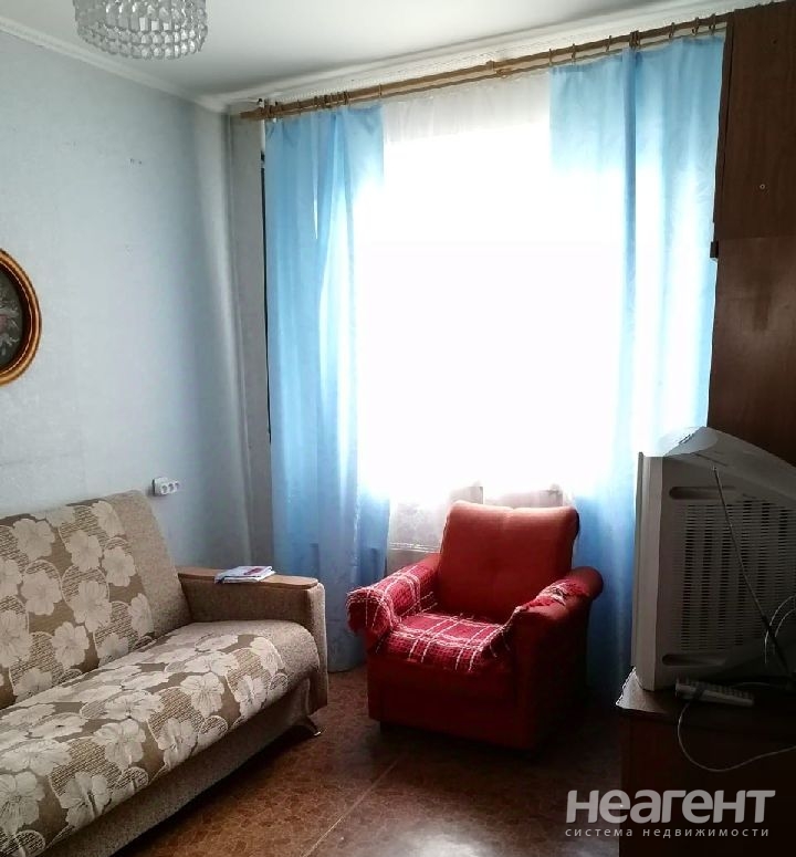 Продается Многокомнатная квартира, 76 м²