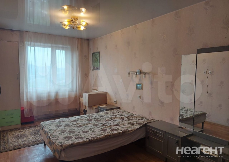 Продается Многокомнатная квартира, 82,1 м²