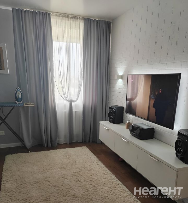 Продается Многокомнатная квартира, 78,3 м²