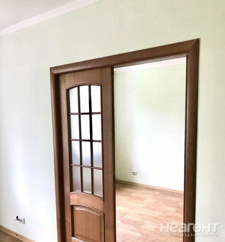 Продается Многокомнатная квартира, 84 м²