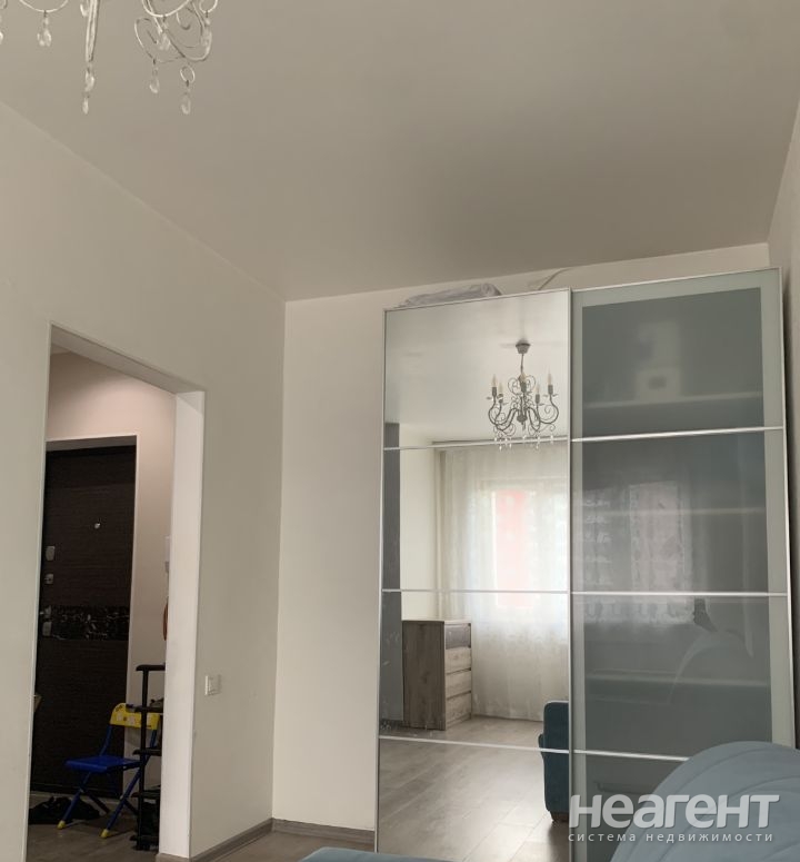 Продается 1-комнатная квартира, 34 м²