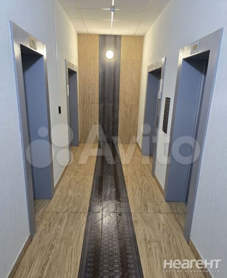 Продается 1-комнатная квартира, 28,4 м²