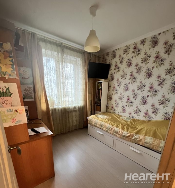 Продается 3-х комнатная квартира, 61 м²