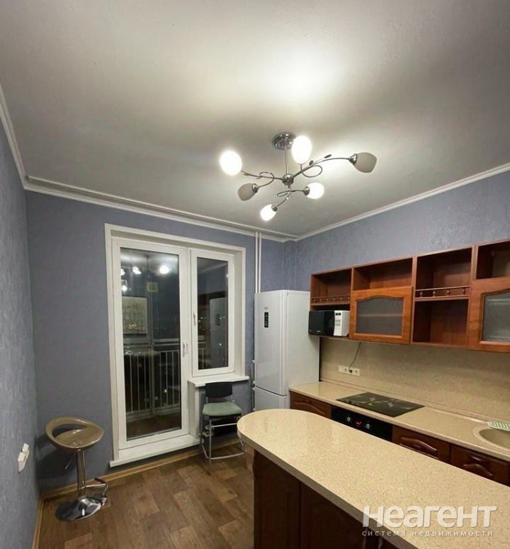 Продается 1-комнатная квартира, 35,8 м²