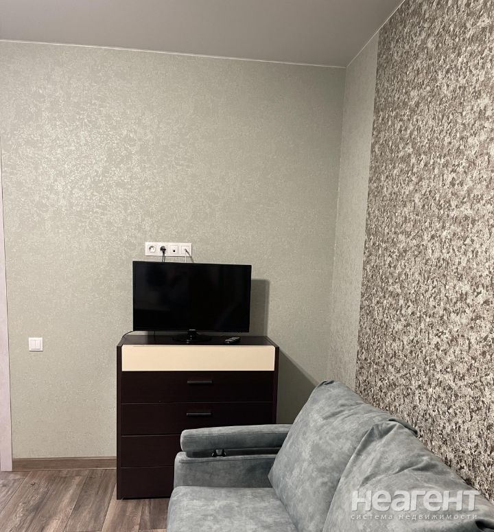 Продается 1-комнатная квартира, 47 м²