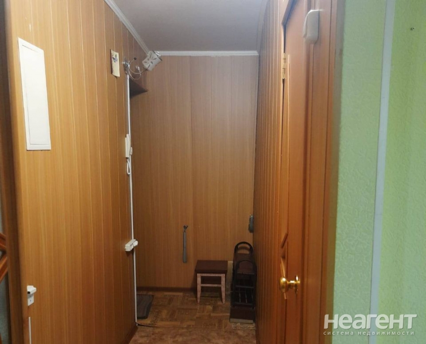 Продается 1-комнатная квартира, 33 м²